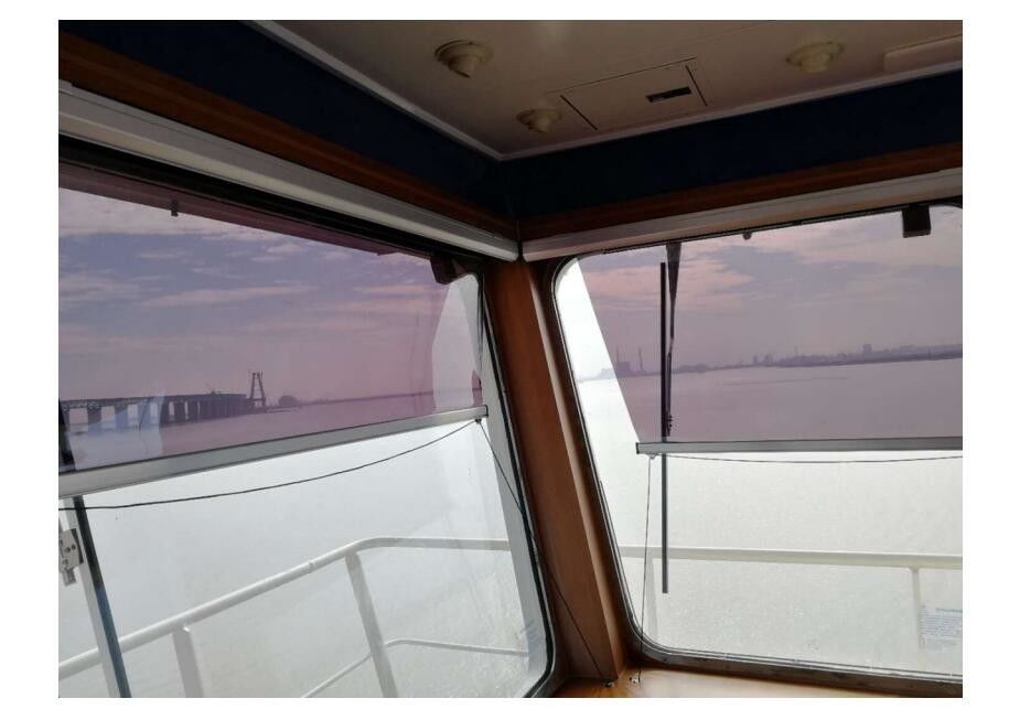 Écran solaire anti-éblouissement marine Roller Blind Film d'ombrage en polyester de couleur bronze